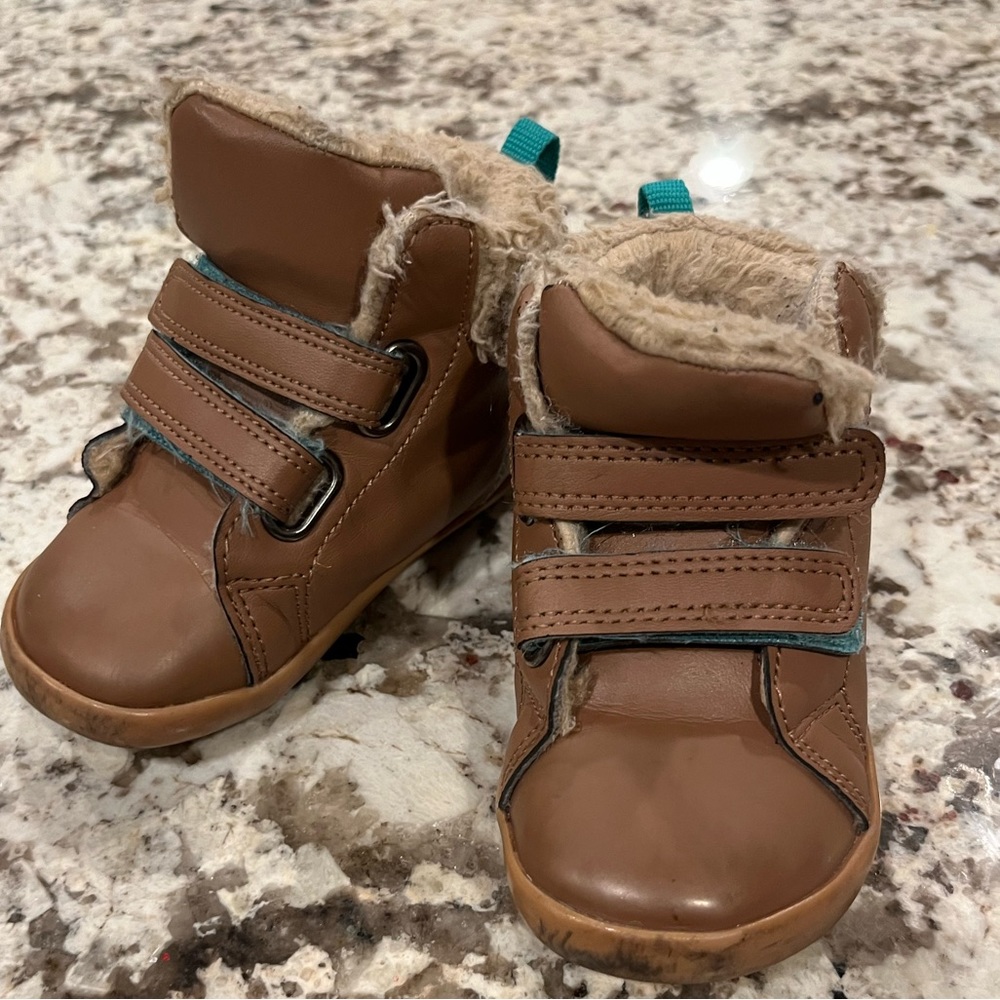 Ten Little Fuzzy Hightop Size 6.5 Chestnut Brown Used - APMA Approved and warm!